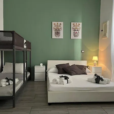 House Victoria Casa Vacanze Per 8 Persone A Noto Noto
